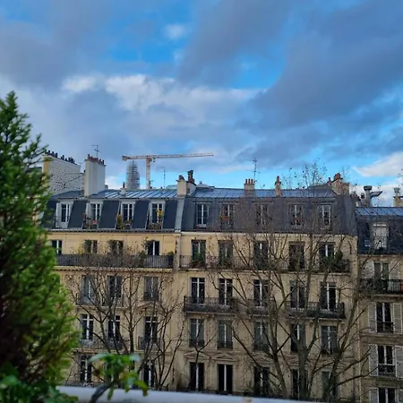 Cosy Notre-dame Apartment *